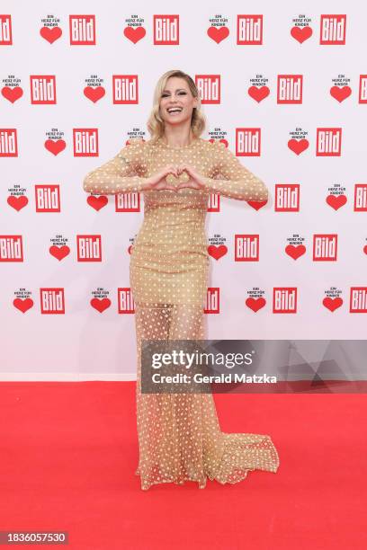 Michelle Hunziker attends the Ein Herz Fuer Kinder Gala 2023 at Studio Berlin Adlershof on December 9, 2023 in Berlin, Germany.