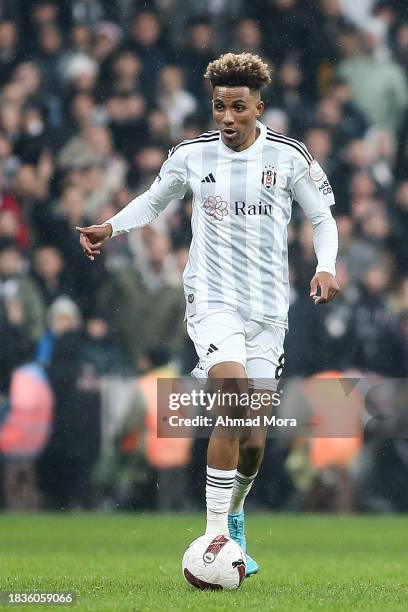 Gedson Fernandes of Besiktas runs with the ball during the Turkish Super League match between Besiktas and Fenerbahce at Besiktas Park Stadium on...