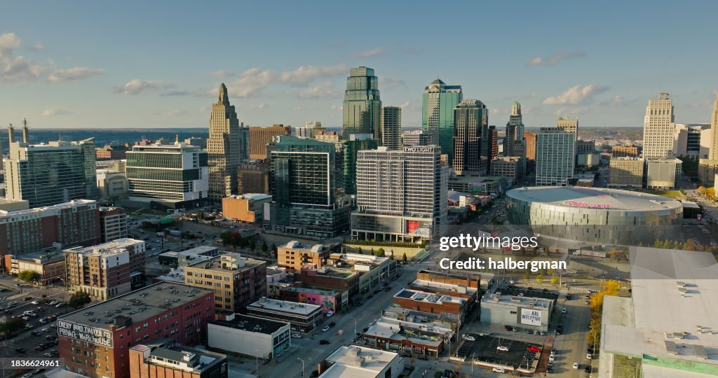 Distretto dell'energia e della luce a Kansas City, Missouri in una soleggiata giornata autunnale