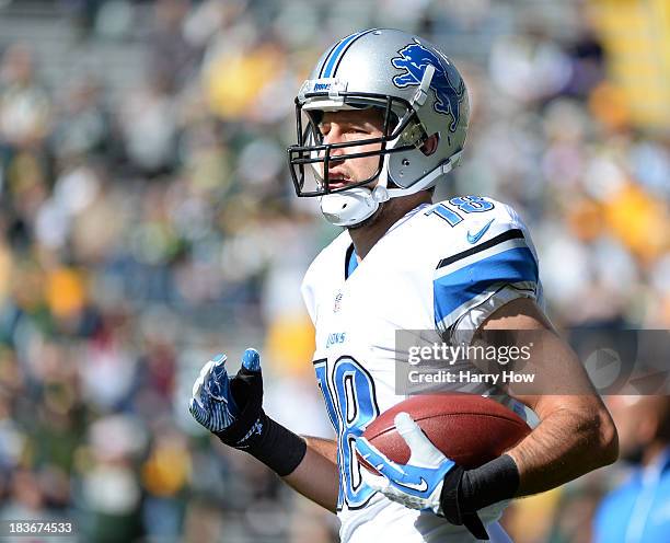 Kris Durham of the Detroit Lions warms up before the game against the Green Bay Packers at Lambeau Field on October 6, 2013 in Green Bay, Wisconsin.