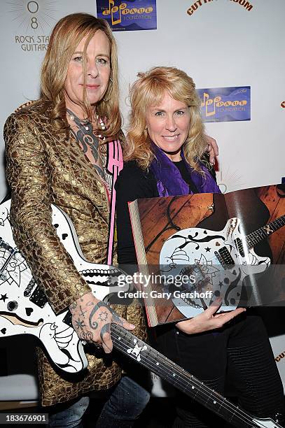 Lisa Thompson Singer 31 Lisa Thompson (Author) Stock Photos, High-Res Pictures, and Images ...