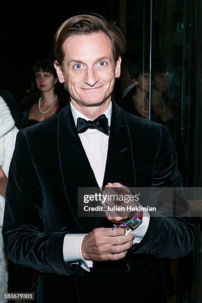 Hamish Bowles arrives at Les Beaux-Arts de Paris on October 8, 2013 in Paris, France. On this occasion Ralph Lauren celebrates the restoration...