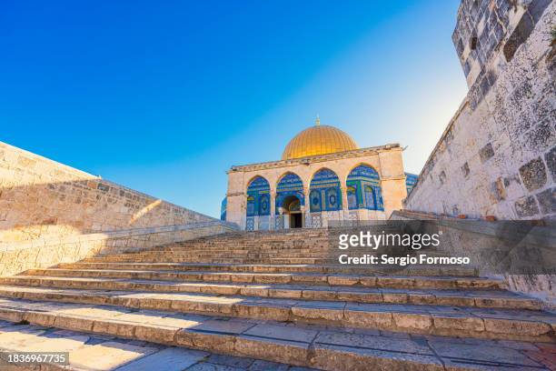 view of dome of the rock, islamic landmark in jerusalem - cupola stock pictures, royalty-free photos & images