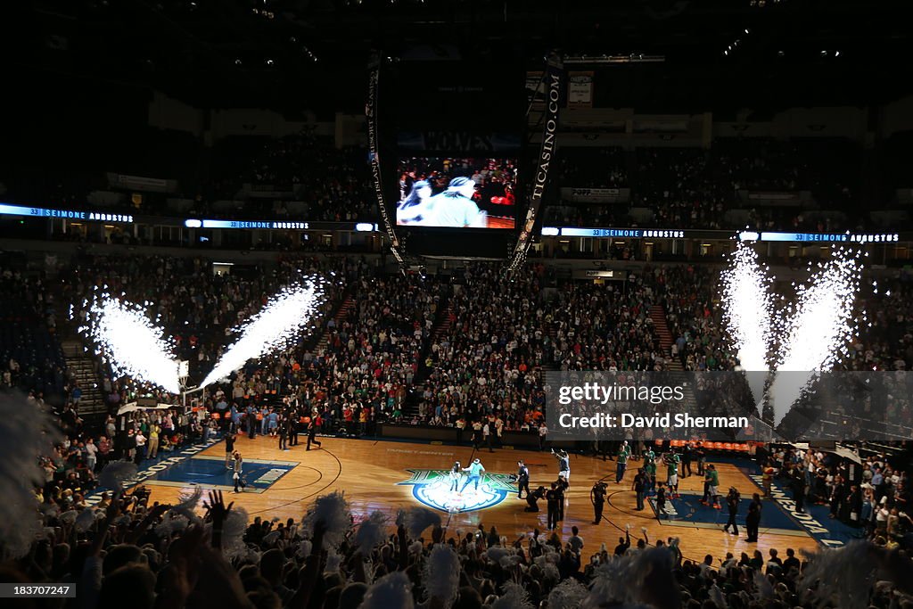 2013 WNBA Finals Atlanta Dream v Minnesota Lynx Game 2