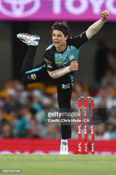 Mitch Swepson of the Heat bowls during the BBL match between Brisbane Heat and Melbourne Stars at The Gabba, on December 07 in Brisbane, Australia.