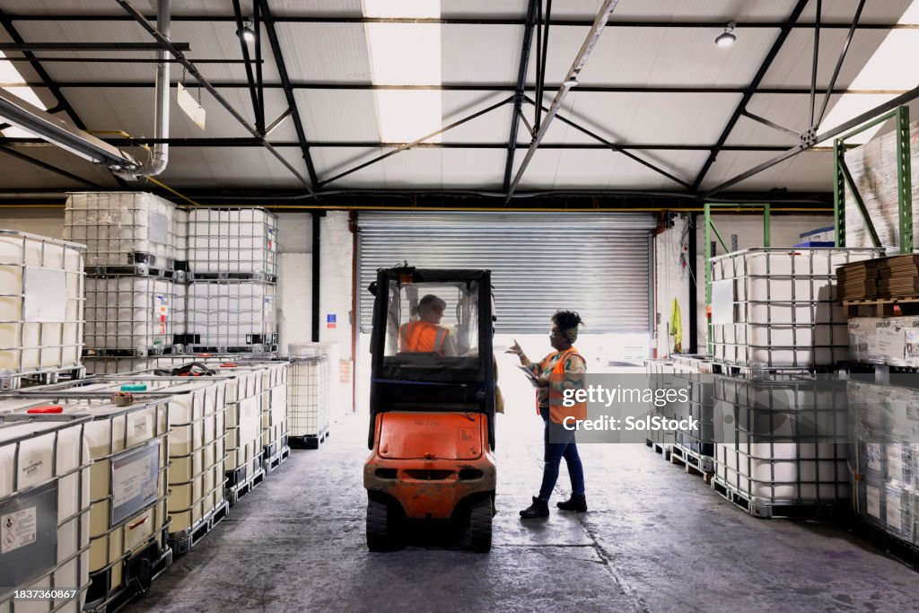 Using Forklift for Heavy Loads