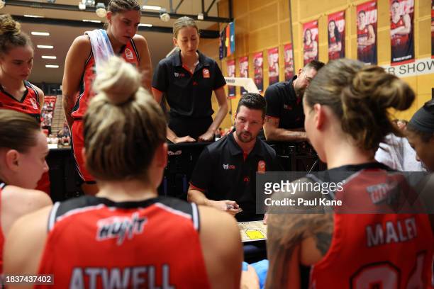 Ryan Petrik, head coach of the Lynx addresses his players during the WNBL match between Perth Lynx and Melbourne Boomers at Bendat Basketball...