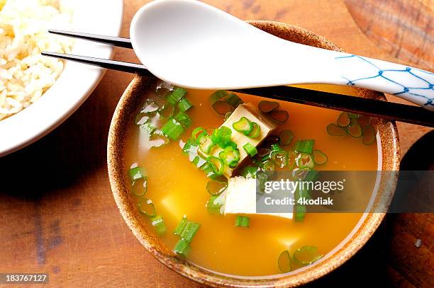 misosuppe - misosuppe stock-fotos und bilder