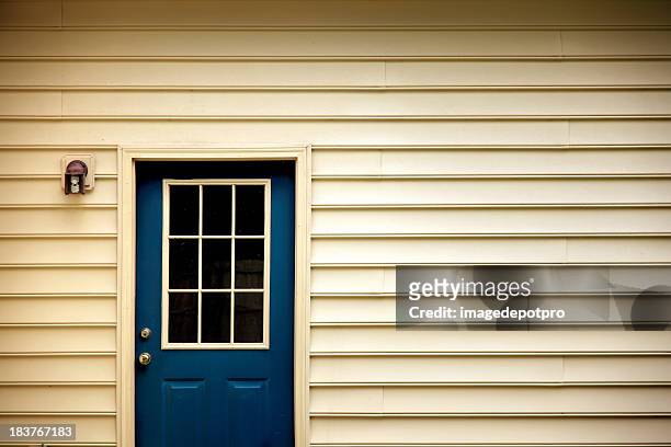 back door - simple house exterior stock-fotos und bilder