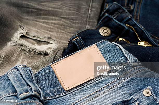 jeans mit leeren " - jeans outfit stock-fotos und bilder