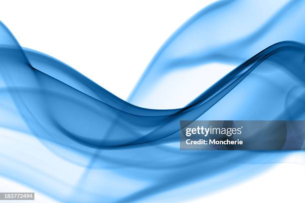 onde di fumo astratto in blu - stoffe movimento foto e immagini stock