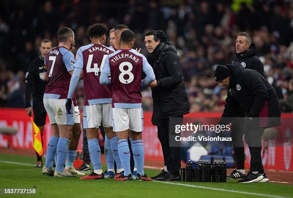 Aston Villa v Manchester City - Premier League Aston Villa v Manchester City - Premier League