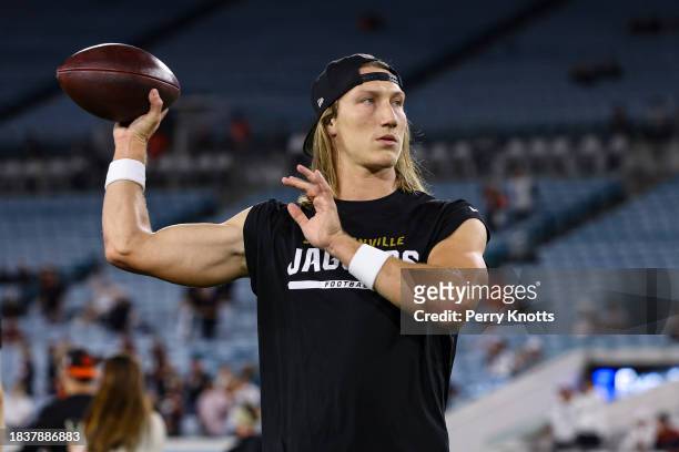 Trevor Lawrence of the Jacksonville Jaguars warms up prior to an NFL football game against the Cincinnati Bengals at EverBank Stadium on December 4,...