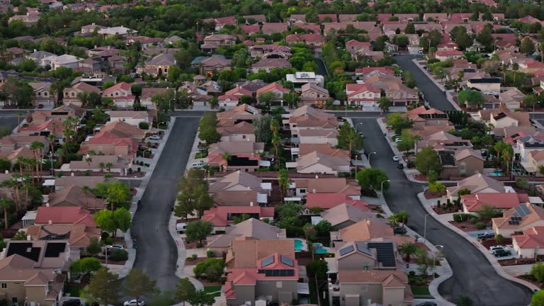 https://media.gettyimages.com/id/1838000046/video/leftward-flying-drone-shot-of-residential-buildings-in-henderson-nevada.jpg?b=1&s=640x640&k=20&c=ZpB7LdWpsZV-0DMTxuUpQAWIVWPEdyreTle3AbF65XE=