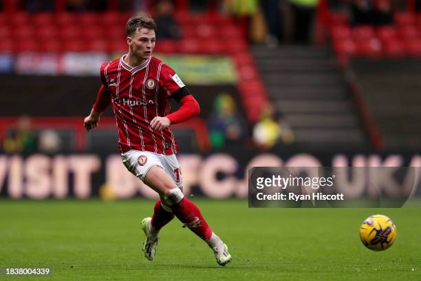 George Tanner of Bristol City passes the ball during the Sky Bet Championship match between Bristol City and Norwich City at Ashton Gate on December...
