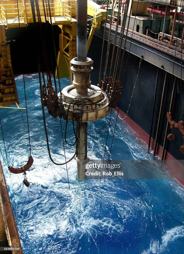 Riser and slip joint on drillship