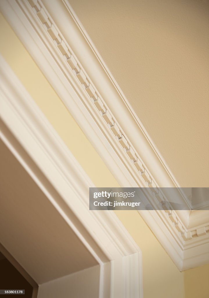 Crown moulding detail