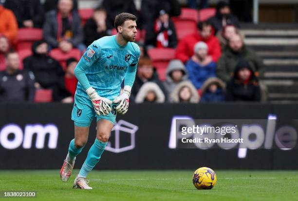 Angus Gunn of Norwich City looks to pass the ball during the Sky Bet Championship match between Bristol City and Norwich City at Ashton Gate on...