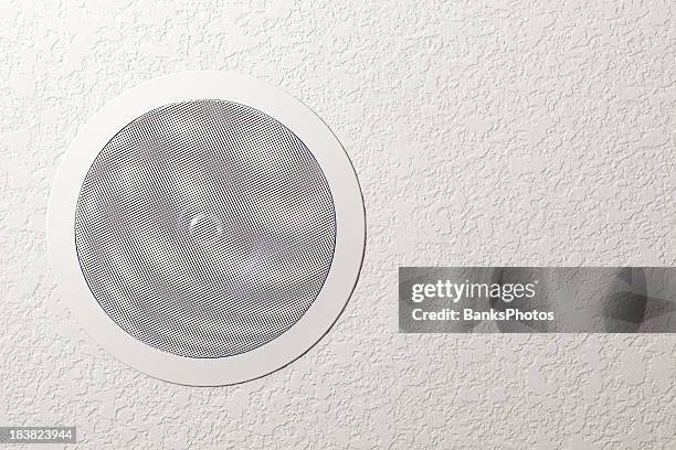 residential decke surround-lautsprecher - surround sound stock-fotos und bilder