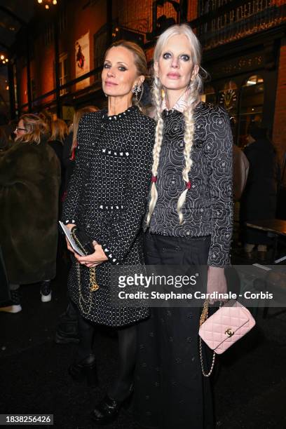 Laura Bailey and Kristen McMenamy attend the CHANEL Metiers D'Art Show on December 07, 2023 in Manchester, England.