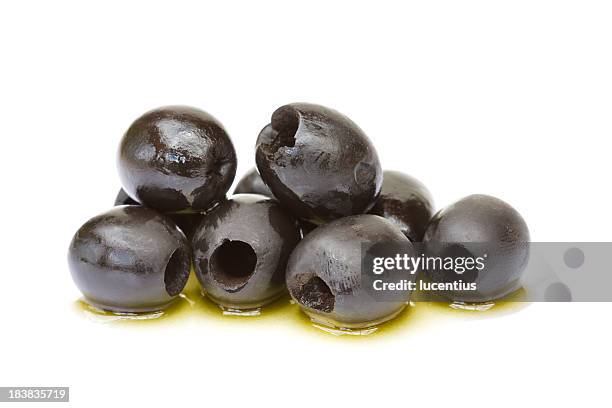 olives isolated on white - black olive stockfoto's en -beelden