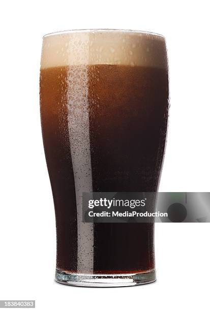 pint of stout - stoutöl bildbanksfoton och bilder