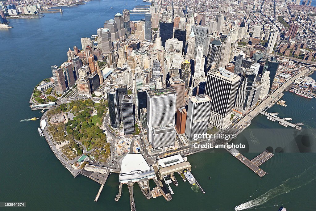 Filmagem aérea baixa de manhattan