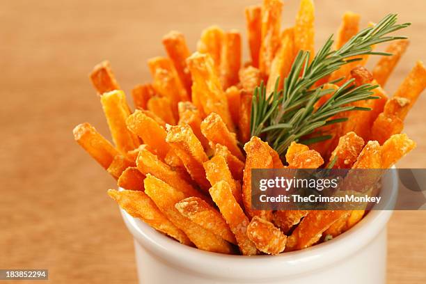 sweet potato fries - sweet potato fries stock pictures, royalty-free photos & images