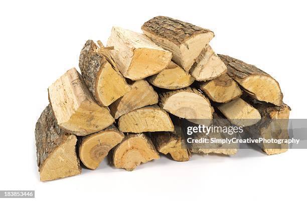 stapel von split brennholz - firewood stock-fotos und bilder