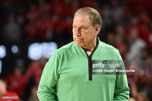 Head coach Tom Izzo of the Michigan State Spartans watches action against the Nebraska Cornhuskers in the first half at Pinnacle Bank Arena on...