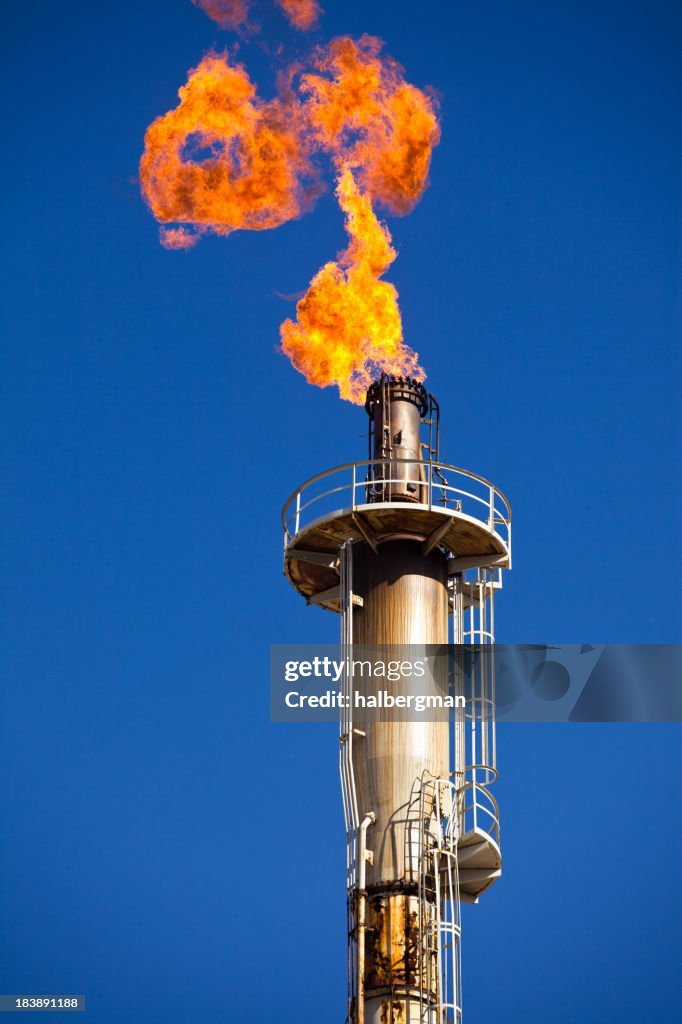 Refinaria de petróleo Labareda