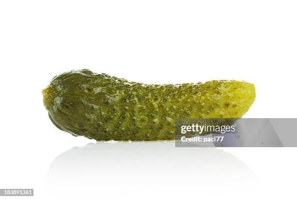gherkin (clipping path - cetriolino foto e immagini stock