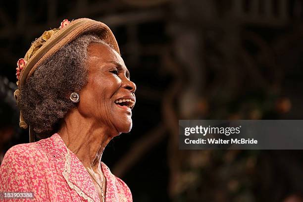 Cicely Tyson attends the "The Trip To Bountiful" Final Performance Celebration at Stephen Sondheim Theatre on October 9, 2013 in New York City.