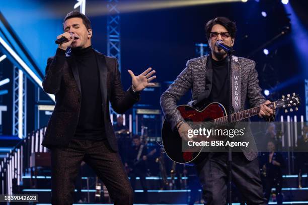 Waylon, Jan Smit attends the "Muziekfeest Van Het Jaar" At Ziggo Dome In Amsterdam on December 9, 2024 in Amsterdam, Netherlands.