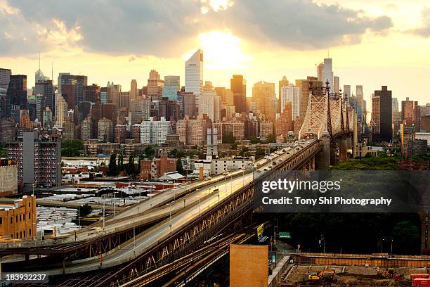 the sunlit upper deck - queens new york stock pictures, royalty-free photos & images