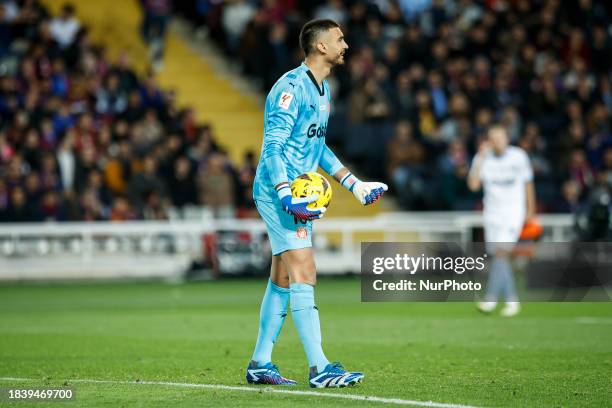 Gazzaniga of Girona FC during the La Liga EA Sports Match match between FC Barcelona v Girona FC at Estadi Olimpic Lluis Companys in Barcelona,...