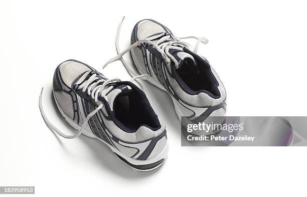 mens' trainers - sportschoen stockfoto's en -beelden