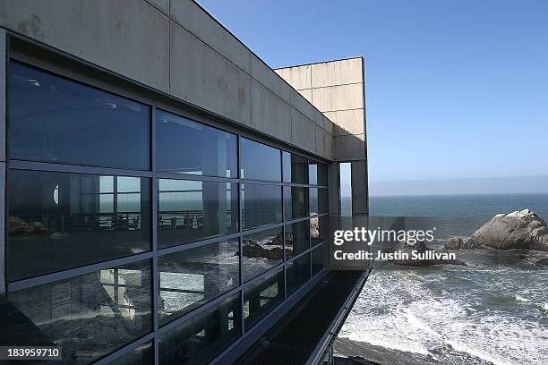 The dining room at the Cliff House restaurant sits empty on October 10, 2013 in San Francisco, California. Due to the government shutdown, the iconic...