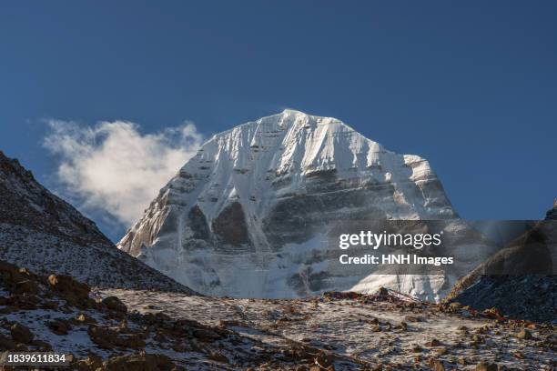 kora-pilgrimage around kailash mountain - mount kailash kora stock pictures, royalty-free photos & images