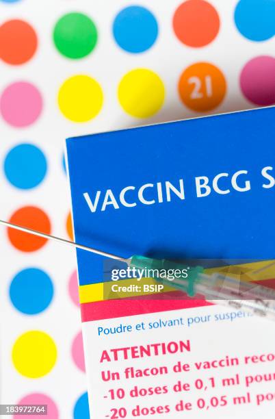 Bcg Inoculation Bcg Vaccination Photos and Premium High Res Pictures - Getty Images