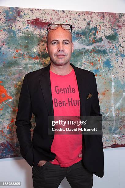 Billy Zane attends a private view 'Seize The Day Bed' by artist Billy Zane at Rook & Raven Gallery on October 10, 2013 in London, England.