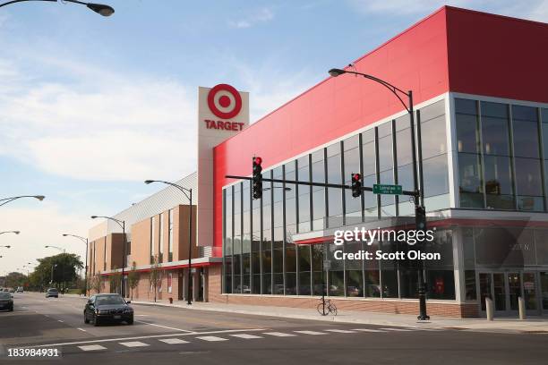 Chicago Target Target Store Opens On Site Of Formerly Infamous Chicago Housing ...