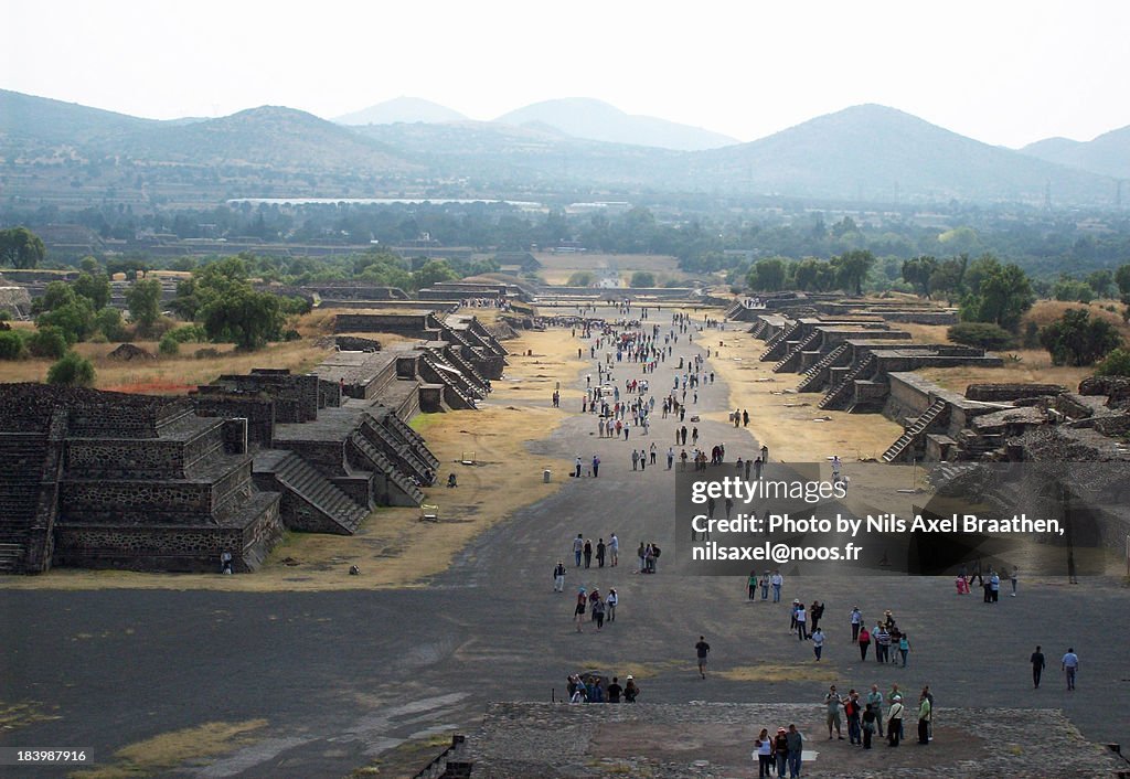 Teotihuacàn, View of the Avenue of the Dead