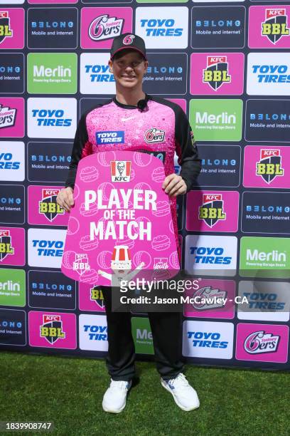 Steve Smith of the Sixers poses with the Player of the Match award during the BBL match between Sydney Sixers and Melbourne Renegades at Sydney...