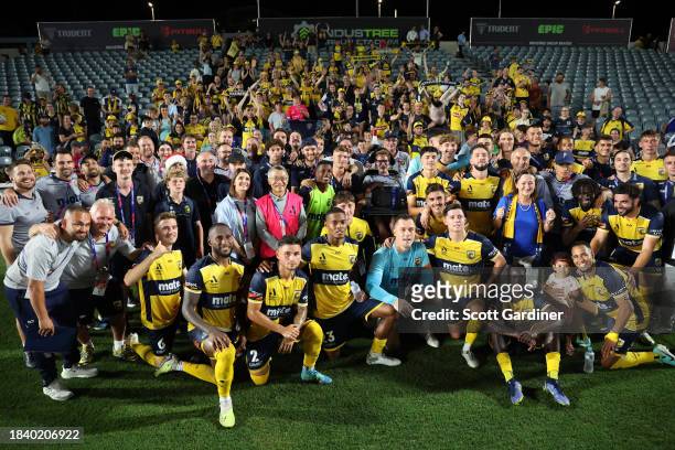 Mariners celebrate with their fans during the A-League Men round seven match between Central Coast Mariners and Western United at Industree Group...