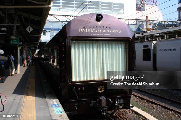 The rear carriage of the 'Nanatsuboshi ' luxury sleeper cruise train is seen during its press preview on October 10, 2013 in Kagoshima, Japan. When...