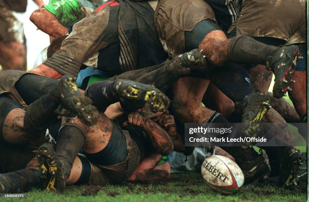 Bad Ruck Rugby 18 February 1997 Rugby - Harlequins v Auckland, Players try to ruck ...