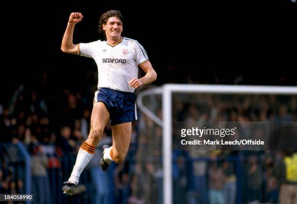 English Football League Division One - Luton Town v Manchester United, Mick Harford leaps for joy as he celebrates his goal for Town.