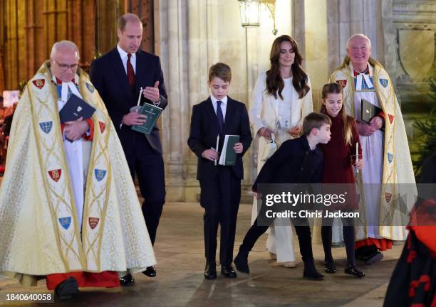 The Dean of Westminster Abbey, The Very Reverend Dr David Hoyle, Prince William, Prince of Wales, Prince George of Wales, Prince Louis of Wales,...