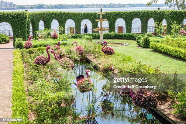 Jacksonville, Florida, Cummer Museum of Art & Gardens, Lower Lawn English Garden along St. Johns River.